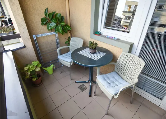 Victoria - Excellent Choice - Near Center