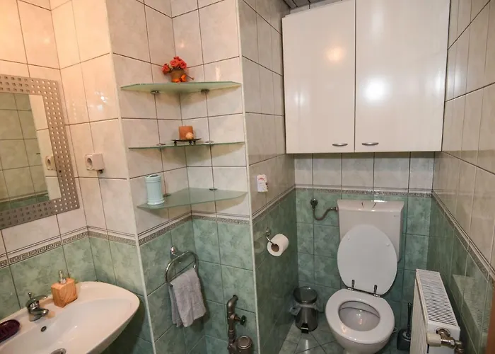 Apartment Victoria - Excellent Choice - Near Center *