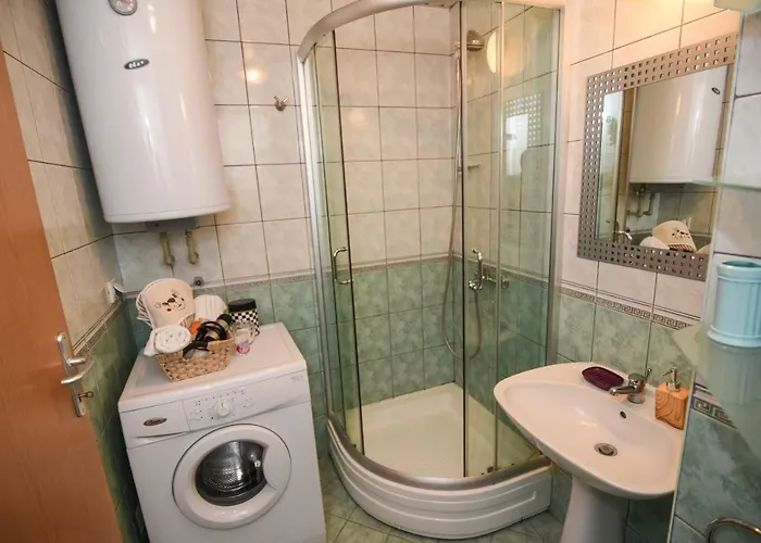 Apartment Victoria - Excellent Choice - Near Center